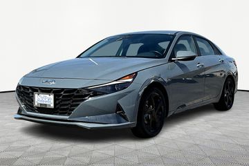 Pre-Owned 2023 Hyundai Elantra Hybrid Limited 4D Sedan in